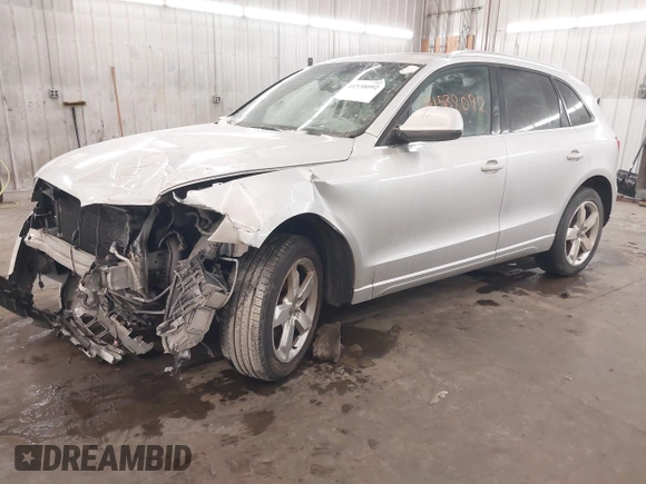 2012 Audi Q5 2.0T Premium Plus with VIN WA1LFAFP1CA085428, listed as a IAAI auction lot 41538092 with 1 mi miles. Bid and sale history available at carsss.com. Image 2.