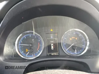 2019 Toyota Corolla L z VIN 2T1BURHE2KC130758, wystawiony jako Copart lot #57262985 z przebiegiem 48 758 mil mil oraz Szkoda całkowita • Salvage title. Historia ofert i sprzedaży dostępna na DreamBid. Obrazek 9.