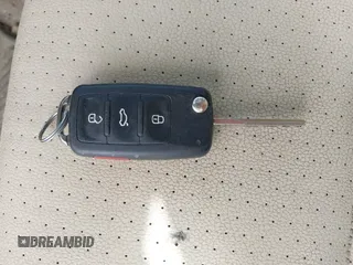 2011 Volkswagen Jetta SEL с VIN 3VWLZ7AJ7BM112147, выставлен на аукционе IAAI как лот 41967599 с пробегом 196 665 миль миль и . История ставок и продаж доступна на DreamBid. Изображение 11.