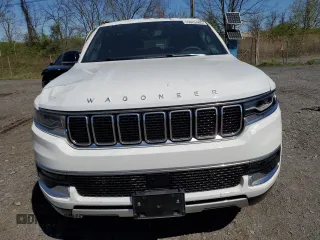2024 Jeep Wagoneer Series II с VIN 1C4SJSBP7RS181904, выставлен на аукционе Copart как лот 55025485 с пробегом 41 435 миль миль и Списание • Salvage title. История ставок и продаж доступна на DreamBid. Изображение 5.