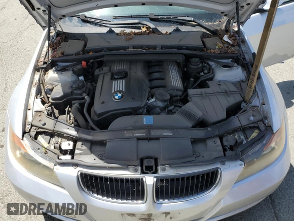 2007 BMW 3 Series 328i z VIN WBAVC53527FZ74908, wystawiony jako Copart lot #56956845 z przebiegiem Nie podano mil oraz Czysty tytuł • Clean title. Historia ofert i sprzedaży dostępna na DreamBid. Obrazek 11.