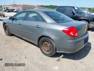 2008 Pontiac G6 1SV Value Leader с VIN 1G2ZF57B984119944, выставлен на аукционе IAAI как лот 42513599 с пробегом 124 648 миль миль и . История ставок и продаж доступна на DreamBid. Изображение 3.