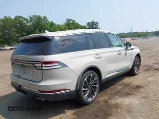 2020 Lincoln Aviator Reserve with VIN 5LM5J7XC8LGL00255, listed as a IAAI auction lot 42413528 with 24,480 mi miles and . Bid and sale history available at DreamBid. Image 4.