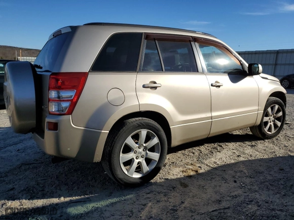 2012 Suzuki Grand Vitara Limited with VIN JS3TD0D77C4100121, listed as a Copart auction lot 82960924 with 191,057 mi miles and Salvage Title. Bid and sale history available at carsss.com. Image 3.