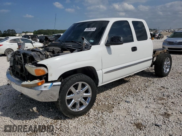2000 GMC Sierra 1500 SLE with VIN 1GTEK19T6YZ288911, listed as a Copart auction lot 53538215 with 211,341 mi miles and Salvage Title. Bid and sale history available at DreamBid. Image 1.