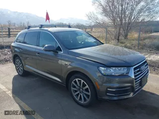 2018 Audi Q7 Premium Plus with VIN WA1LHAF78JD033266, listed as a IAAI auction lot 41749357 with 117,465 mi miles. Bid and sale history available at carsss.com. Image 1.