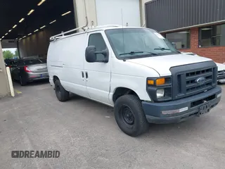 2010 Ford Econoline Cargo Commercial с VIN 1FTNE1EW5ADA04730, выставлен на аукционе IAAI как лот 42492388 с пробегом 292 200 миль миль и . История ставок и продаж доступна на DreamBid. Изображение 1.