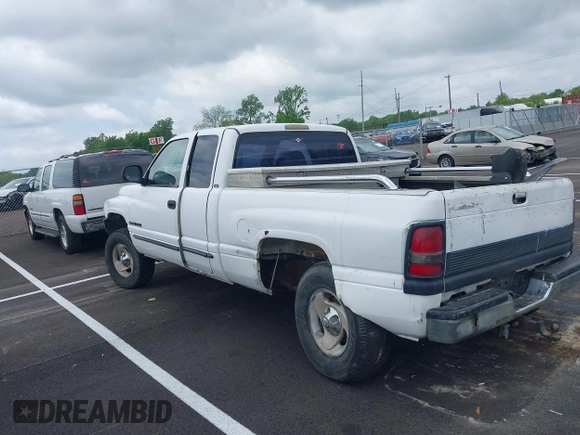 2001 Dodge 1500 with VIN 1B7HF13Z71J204940, listed as a IAAI auction lot 42104750 with 193,941 mi miles and . Bid and sale history available at DreamBid. Image 3.