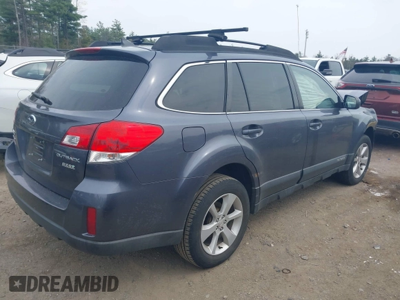 2014 Subaru Outback 2.5i Premium with VIN 4S4BRBDC4E3207670, listed as a IAAI auction lot 42124482 with 71,777 mi miles. Bid and sale history available at carsss.com. Image 4.