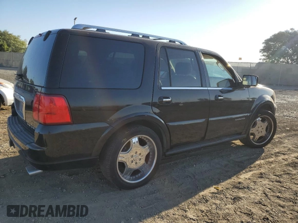 2005 Lincoln Navigator Luxury with VIN 5LMFU27525LJ12342, listed as a Copart auction lot 77229694 with 135,810 mi miles and Salvage Title. Bid and sale history available at carsss.com. Image 3.