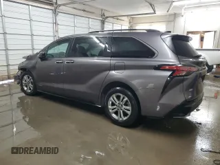 2021 Toyota Sienna XSE with VIN 5TDDSKFCXMS010689, listed as a Copart auction lot 44507265 with 114,432 mi miles and Salvage Title. Bid and sale history available at carsss.com. Image 2.