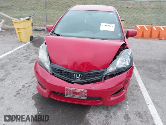2012 Honda Fit Sport with VIN JHMGE8H53CC027421, listed as a IAAI auction lot 41182126 with 147,917 mi miles. Bid and sale history available at carsss.com. Image 6.