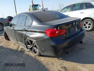 2017 BMW 3 Series 340i xDrive with VIN WBA8B7G32HNT70948, listed as a IAAI auction lot 41770234 with 60,000 mi miles and . Bid and sale history available at DreamBid. Image 3.