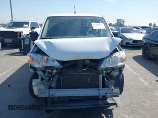 2019 Nissan NV200 S z VIN 3N6CM0KN4KK690564, wystawiony jako IAAI lot #41855046 z przebiegiem 137 969 mil mil oraz . Historia ofert i sprzedaży dostępna na DreamBid. Obrazek 13.