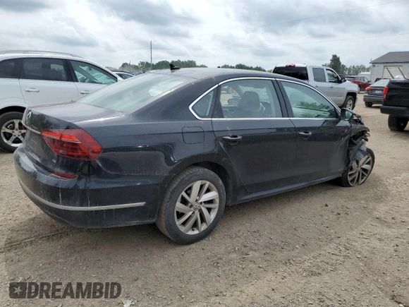 2018 Volkswagen Passat SE with VIN 1VWBA7A31JC030502, listed as a Copart auction lot 62915765 with 156,760 mi miles and Clean title. Bid and sale history available at DreamBid. Image 3.