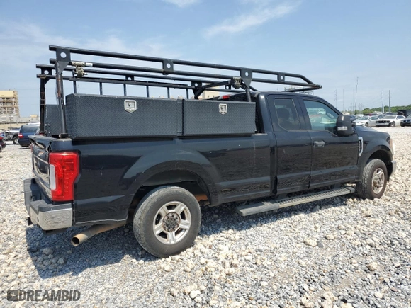 2017 Ford Super Duty F-250 SRW XLT with VIN 1FT7X2A67HED80817, listed as a Copart auction lot 50188445 with 328,987 mi miles and Clean Title. Bid and sale history available at carsss.com. Image 3.