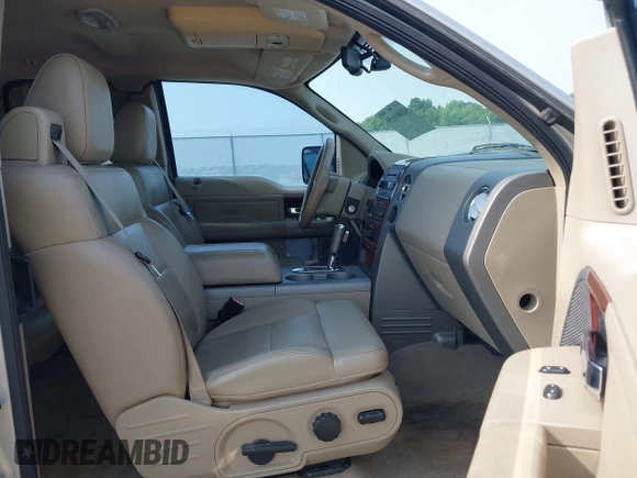 2006 Ford F-150 XLT with VIN 1FTPX14526FA06622, listed as a IAAI auction lot 42401659 with Not provided miles and . Bid and sale history available at DreamBid. Image 5.