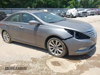 2012 Hyundai Sonata SE z VIN 5NPEC4AC8CH418438, wystawiony jako IAAI lot #42352361 z przebiegiem 138 952 mil mil oraz . Historia ofert i sprzedaży dostępna na DreamBid. Obrazek 1.