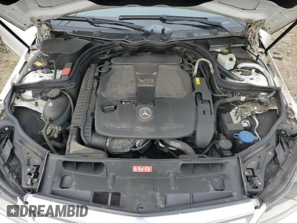 2013 Mercedes-Benz C 300 Sport z VIN WDDGF8AB2DR248141, wystawiony jako Copart lot #57864995 z przebiegiem 80 975 mil mil oraz Szkoda całkowita • Salvage title. Historia ofert i sprzedaży dostępna na DreamBid. Obrazek 11.