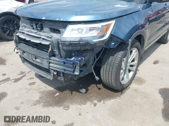 2018 Ford Explorer XLT z VIN 1FM5K7D80JGA25011, wystawiony jako IAAI lot #42155280 z przebiegiem 134 579 mil mil oraz . Historia ofert i sprzedaży dostępna na DreamBid. Obrazek 6.