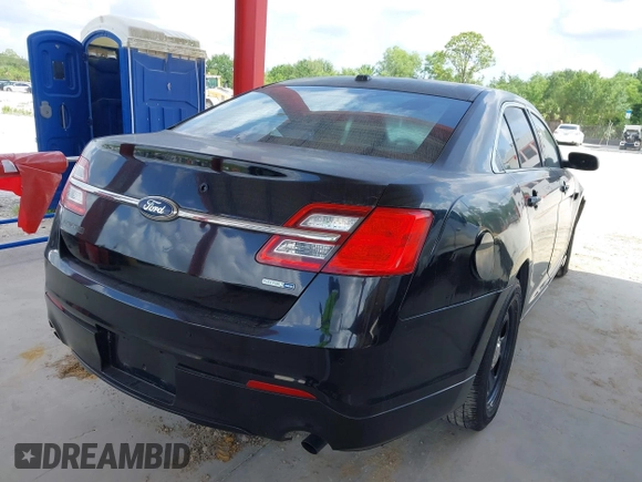 2013 Ford Police Interceptor z VIN 1FAHP2M81DG116904, wystawiony jako IAAI lot #42458831 z przebiegiem 120 614 mil mil oraz . Historia ofert i sprzedaży dostępna na DreamBid. Obrazek 4.