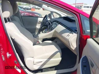 2015 Toyota Prius Four with VIN JTDKN3DU6F1883985, listed as a IAAI auction lot 42072673 with 129,117 mi miles and . Bid and sale history available at DreamBid. Image 5.