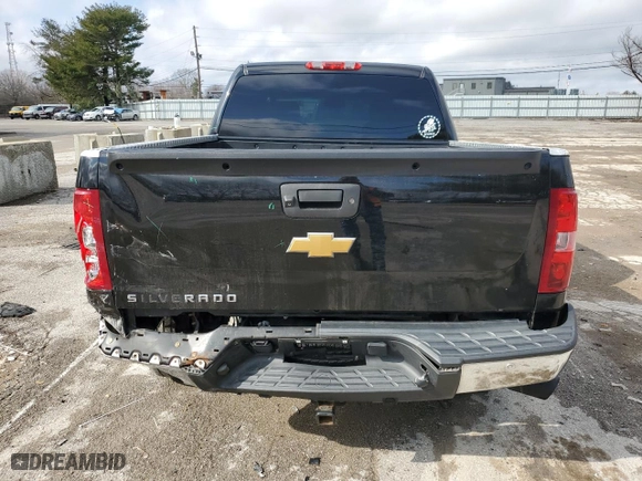 2013 Chevrolet Silverado 1500 LTZ with VIN 3GCPKTE75DG281052, listed as a Copart auction lot 43200265 with 176,129 mi miles and Salvage Title. Bid and sale history available at carsss.com. Image 6.