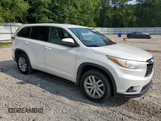 2015 Toyota Highlander LE z VIN 5TDZARFH9FS015561, wystawiony jako Copart lot #59218845 z przebiegiem 215 288 mil mil oraz Czysty tytuł • Clean title. Historia ofert i sprzedaży dostępna na DreamBid. Obrazek 4.