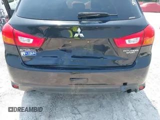 2015 Mitsubishi Outlander Sport ES with VIN 4A4AR3AUXFE042077, listed as a IAAI auction lot 42001461 with 157,545 mi miles. Bid and sale history available at carsss.com. Image 6.