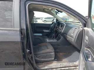 2021 Chevrolet Colorado 2WD LT with VIN 1GCGSCEN4M1141667, listed as a IAAI auction lot 41712760 with 105,905 mi miles. Bid and sale history available at carsss.com. Image 5.