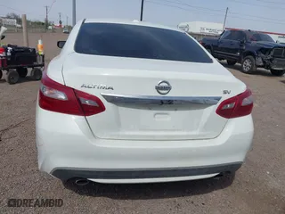 2018 Nissan Altima 2.5 SR with VIN 1N4AL3AP1JC283393, listed as a IAAI auction lot 41701104 with 142,917 mi miles. Bid and sale history available at carsss.com. Image 17.