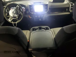 2024 Ram 2500 Big Horn с VIN 3C6UR5DJ0RG400129, выставлен на аукционе Copart как лот 63671735 с пробегом 12 122 миль миль и Чистый • Clean title. История ставок и продаж доступна на DreamBid. Изображение 8.