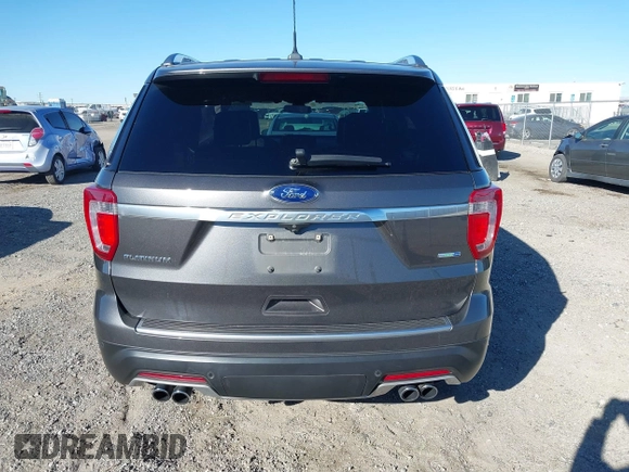 2018 Ford Explorer Platinum with VIN 1FM5K8HTXJGB79861, listed as a IAAI auction lot 41414463 with 76,146 mi miles. Bid and sale history available at carsss.com. Image 16.