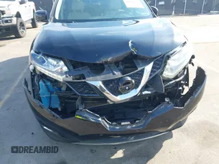 2016 Nissan Rogue SV with VIN 5N1AT2MV6GC789773, listed as a IAAI auction lot 41790816 with 94,901 mi miles and . Bid and sale history available at carsss.com. Image 6.