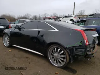 2013 Cadillac CTS z VIN 1G6DA1E31D0154605, wystawiony jako Copart lot #87380334 z przebiegiem 129 114 mil mil oraz Szkoda całkowita • Salvage title. Historia ofert i sprzedaży dostępna na DreamBid. Obrazek 2.