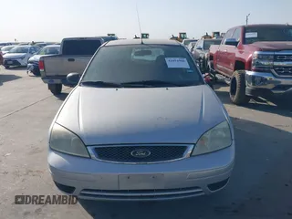 2007 Ford Focus S with VIN 1FAHP37N97W199399, listed as a IAAI auction lot 41854900 with 137,601 mi miles and . Bid and sale history available at carsss.com. Image 12.