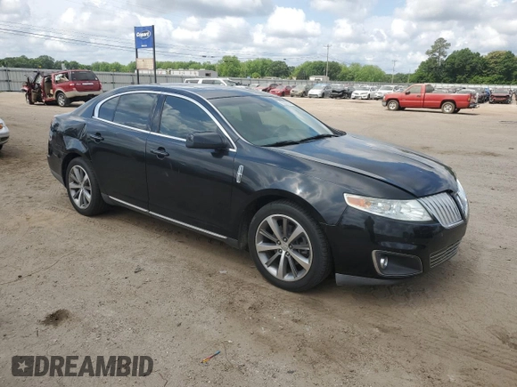 2009 Lincoln MKS z VIN 1LNHM93R69G600916, wystawiony jako Copart lot #55028965 z przebiegiem 250 930 mil mil oraz Szkoda całkowita • Salvage title. Historia ofert i sprzedaży dostępna na DreamBid. Obrazek 4.