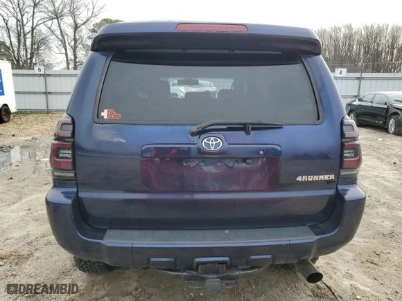 2006 Toyota 4Runner Limited with VIN JTEBT17R268033064, listed as a Copart auction lot 47987305 with 260,165 mi miles and Clean Title. Bid and sale history available at carsss.com. Image 6.