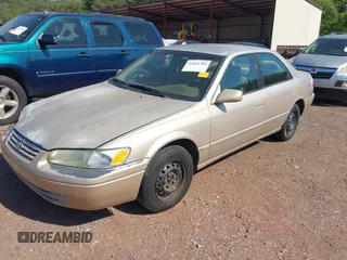1999 Toyota Camry LE с VIN 4T1BG22K8XU395218, выставлен на аукционе IAAI как лот 42044784 с пробегом 301 664 миль миль и . История ставок и продаж доступна на DreamBid. Изображение 2.
