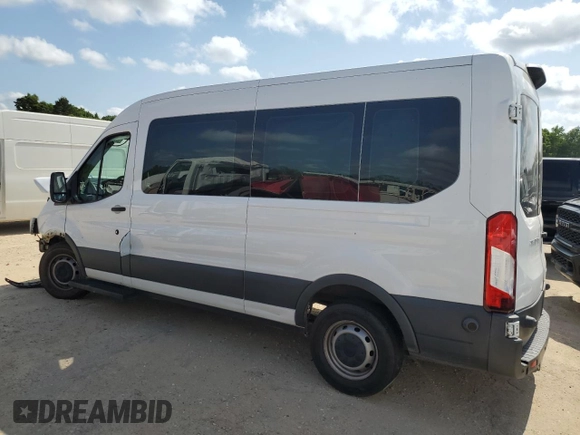 2018 Ford Transit Passenger XL z VIN 1FBZX2CM4JKB47817, wystawiony jako Copart lot #54428465 z przebiegiem 204 352 mil mil oraz Szkoda całkowita • Salvage title. Historia ofert i sprzedaży dostępna na DreamBid. Obrazek 2.