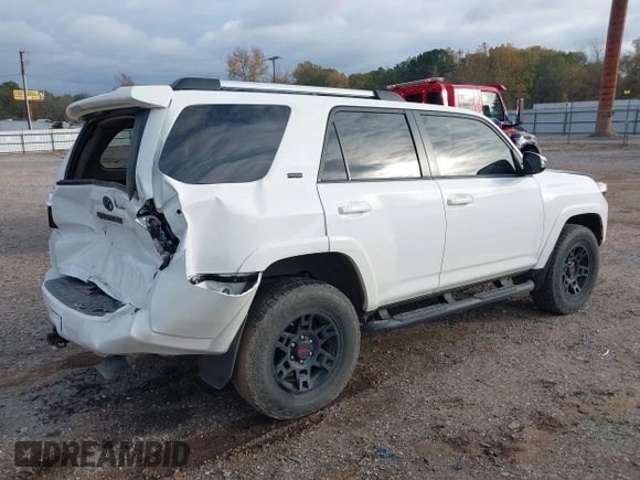 2021 Toyota 4Runner SR5 Premium with VIN JTENU5JR8M5895911, listed as a IAAI auction lot 41052577 with 60,111 mi miles and . Bid and sale history available at DreamBid. Image 4.