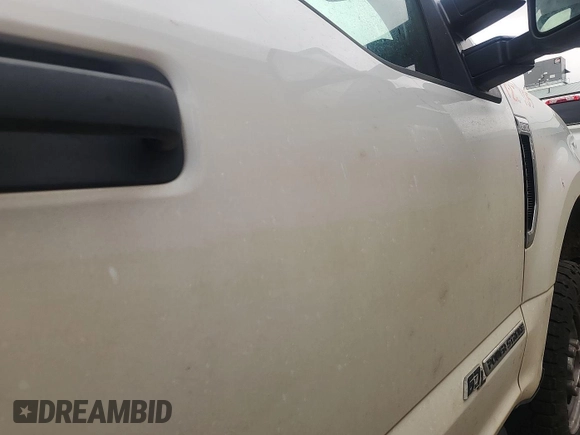 2017 Ford F-250 Lariat with VIN 1FT7W2BT6HEB52976, listed as a IAAI auction lot 42731339 with 267,628 mi miles and . Bid and sale history available at DreamBid. Image 15.