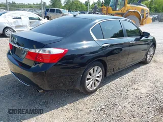 2015 Honda Accord EX-L с VIN 1HGCR2F82FA027345, выставлен на аукционе IAAI как лот 42410979 с пробегом 152 479 миль миль и . История ставок и продаж доступна на DreamBid. Изображение 4.