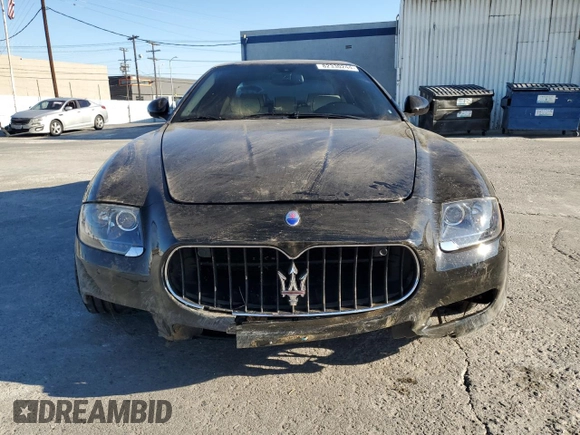 2012 Maserati Quattroporte S z VIN ZAM39JKA3C0065472, wystawiony jako Copart lot #82330244 z przebiegiem 56 883 mil mil oraz Szkody całkowita. Historia ofert i sprzedaży dostępna na DreamBid. Obrazek 5.