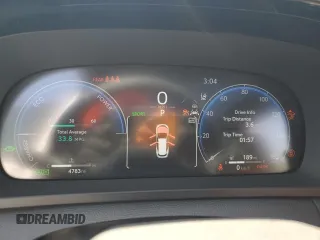 2025 Toyota Crown XLE с VIN JTDACAAJXS3003434, выставлен на аукционе Copart как лот 52637715 с пробегом 4 783 миль миль и Списание • Salvage title. История ставок и продаж доступна на DreamBid. Изображение 9.