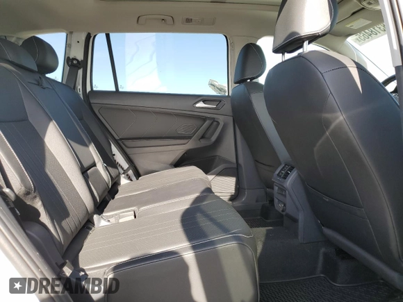 2024 Volkswagen Tiguan SE with VIN 3VVMB7AX6RM183285, listed as a Copart auction lot 58318465 with 9,586 mi miles and Salvage title. Bid and sale history available at DreamBid. Image 11.