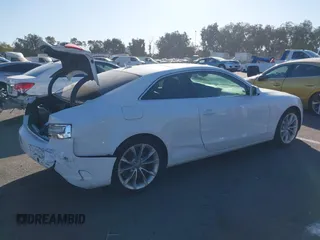 2013 Audi A5 Premium Plus z VIN WAULFAFR0DA029857, wystawiony jako IAAI lot #41300565 z przebiegiem 151 261 mil mil oraz . Historia ofert i sprzedaży dostępna na DreamBid. Obrazek 13.
