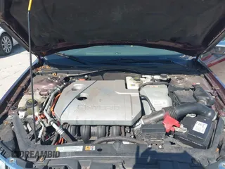 2011 Lincoln MKZ Hybrid with VIN 3LNDL2L33BR775661, listed as a IAAI auction lot 42005951 with 97,240 mi miles. Bid and sale history available at carsss.com. Image 10.