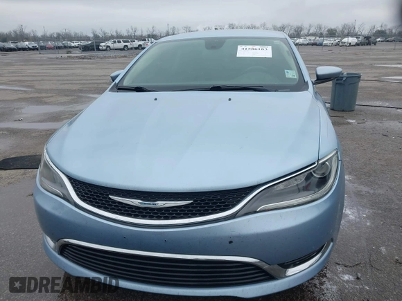 2015 Chrysler 200 Limited z VIN 1C3CCCAB8FN712908, wystawiony jako IAAI lot #41586183 z przebiegiem 194 890 mil mil oraz . Historia ofert i sprzedaży dostępna na DreamBid. Obrazek 12.