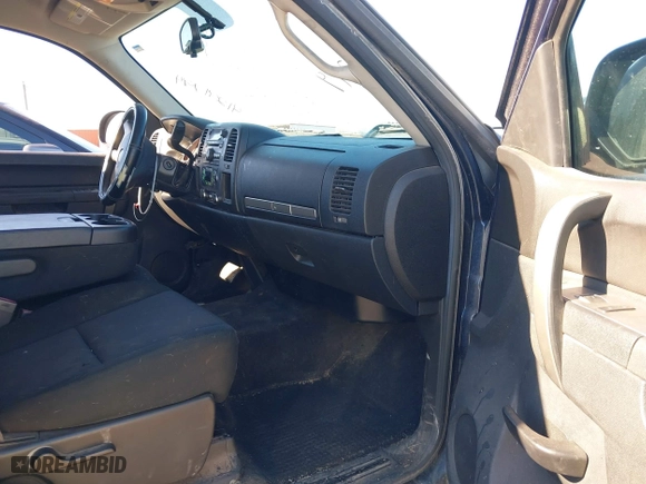 2012 Chevrolet Silverado 1500 LT with VIN 1GCRCSE01CZ169382, listed as a IAAI auction lot 41291794 with 153,202 mi miles. Bid and sale history available at carsss.com. Image 5.